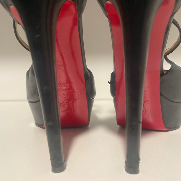 CHRISTIAN LOUBOUTIN Black Leather Criss Cross Platform Pumps Size 38.5 - Picture 7 of 7